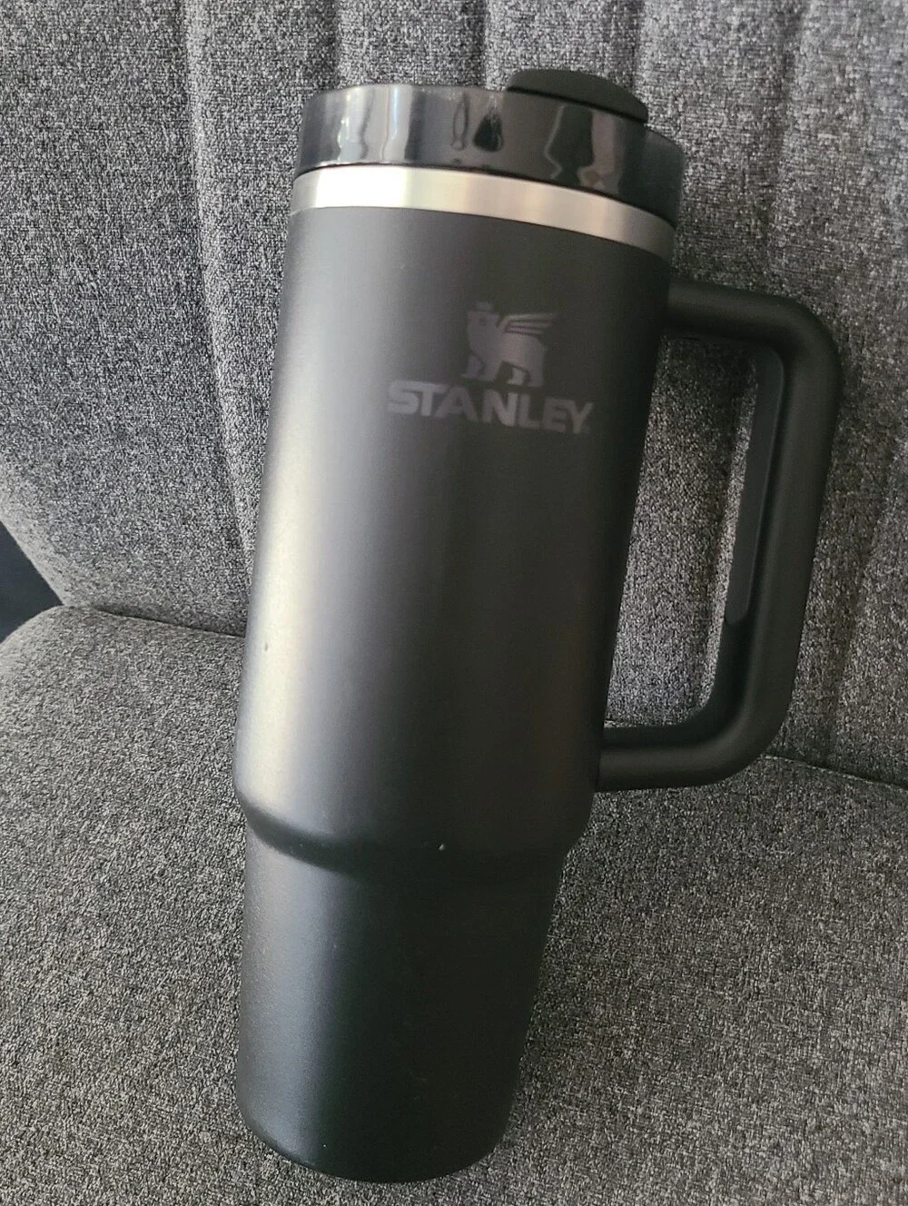 Stanley Quencher H2.0 Flowstate Tumbler Black 30oz